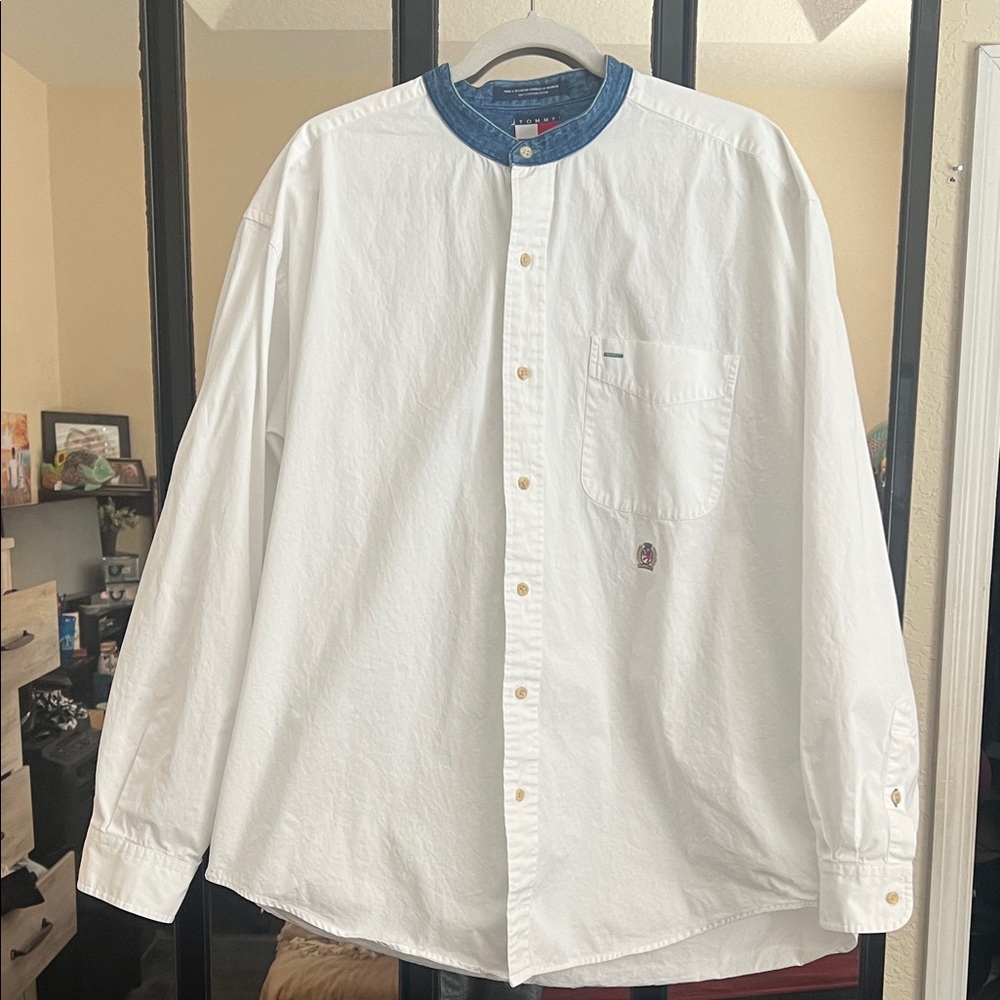 Vintage 90’s Tommy Hilfiger White Button-Up Shirt with no collar no rips stains